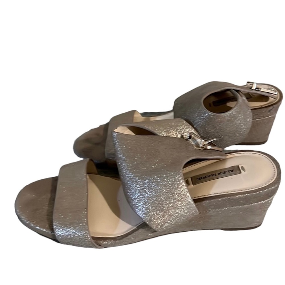 Alex Marie shimmer gold wedges woman’s size 7.5